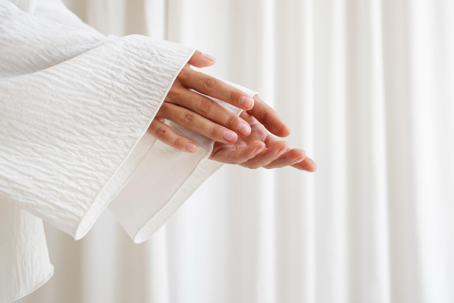 How to make your own hand sanitizer